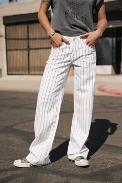Large | Colored Pants*Freeman T. Porter Agatha Paleole offwhite