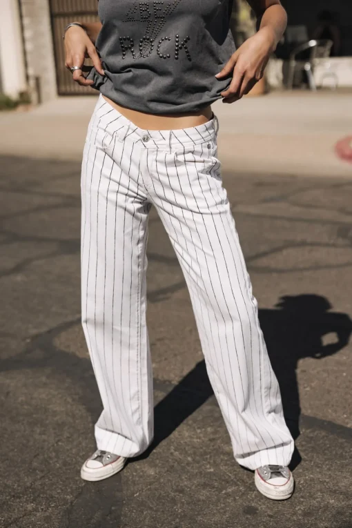 Large | Colored Pants*Freeman T. Porter Agatha Paleole offwhite