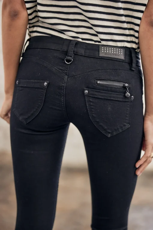 Super Slim | Cropped*Freeman T. Porter Alexa Cropped black