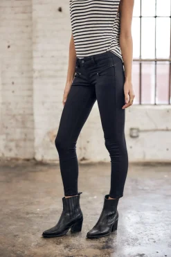 Super Slim | Cropped*Freeman T. Porter Alexa Cropped black