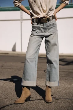 Large | Cropped*Freeman T. Porter Alice solar