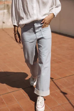 Large | Cropped*Freeman T. Porter Alice bequia