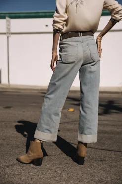 Large | Cropped*Freeman T. Porter Alice solar