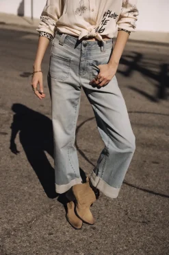 Large | Cropped*Freeman T. Porter Alice solar