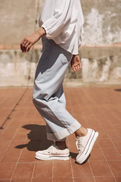 Large | Cropped*Freeman T. Porter Alice bequia