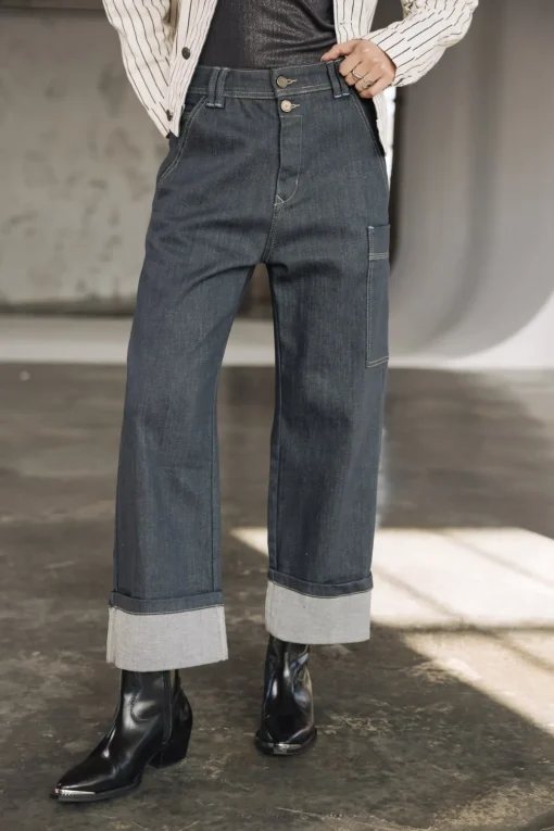 Large | Cropped*Freeman T. Porter Charly buji