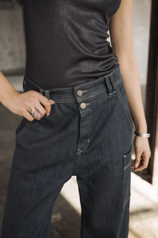 Large | Cropped*Freeman T. Porter Charly buji