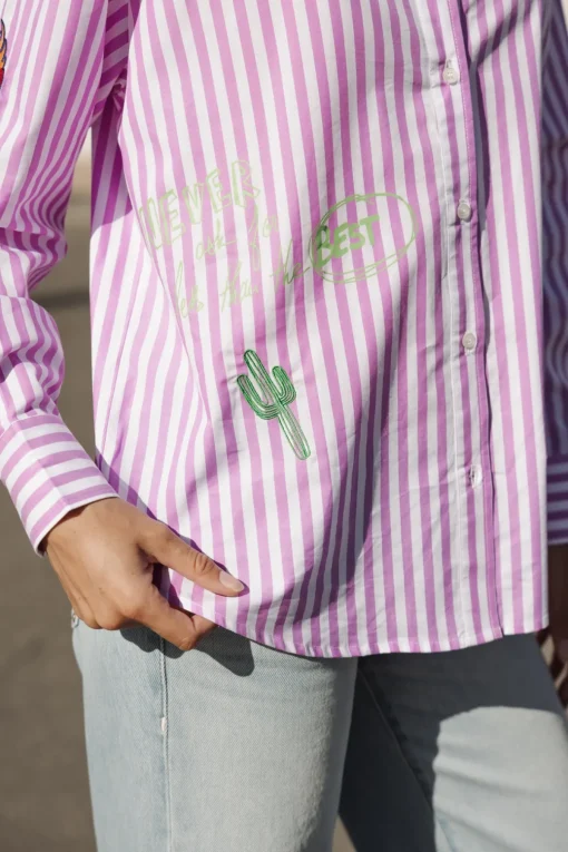 Tops & Shirts*Freeman T. Porter Chella Summer Patches lilac