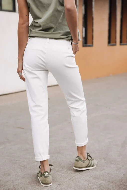 City | Slim*Freeman T. Porter Claudia Felicita brightwhite