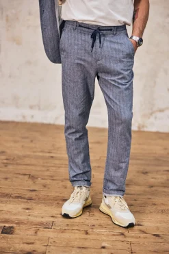 Straight*Freeman T. Porter Derek Chevron ensignblue