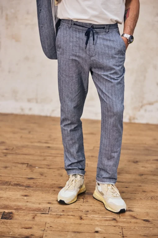 Straight*Freeman T. Porter Derek Chevron ensignblue