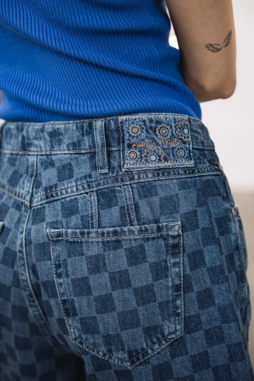 Shorts*Freeman T. Porter Judy miyako