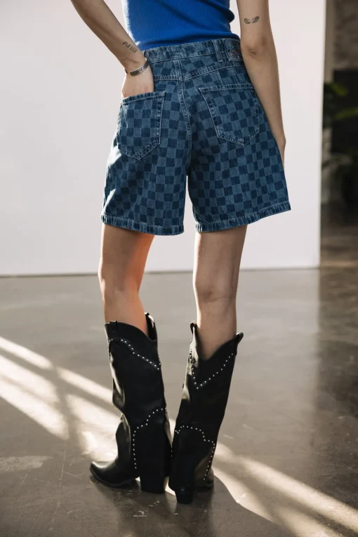 Shorts*Freeman T. Porter Judy miyako