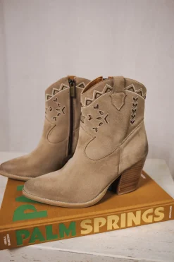 Shoes*Freeman T. Porter Luana Suede Cut mushroom