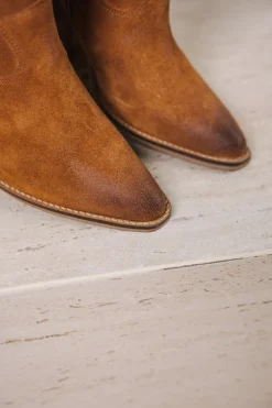 Shoes*Freeman T. Porter Luana Suede Embro cognac