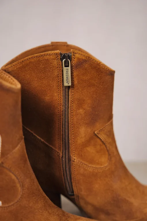 Shoes*Freeman T. Porter Luana Suede Embro cognac