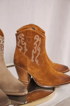 Shoes*Freeman T. Porter Luana Suede Embro cognac