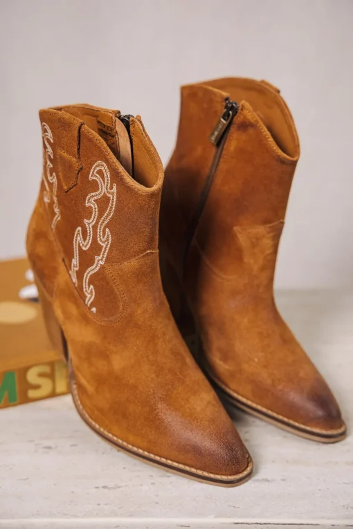 Shoes*Freeman T. Porter Luana Suede Embro cognac