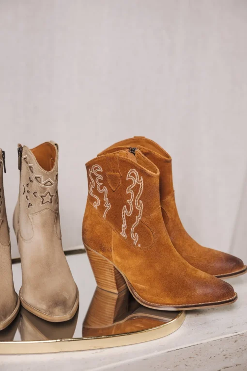 Shoes*Freeman T. Porter Luana Suede Embro cognac