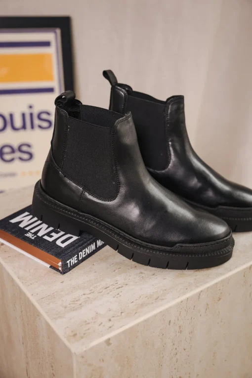 Boots & Sneakers*Freeman T. Porter Morro Lisse black