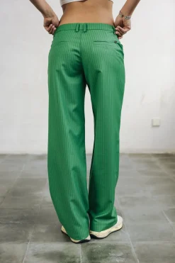 Colored Pants | Large*Freeman T. Porter Nickie Agafay jollygreen