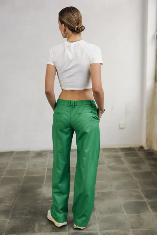 Colored Pants | Large*Freeman T. Porter Nickie Agafay jollygreen