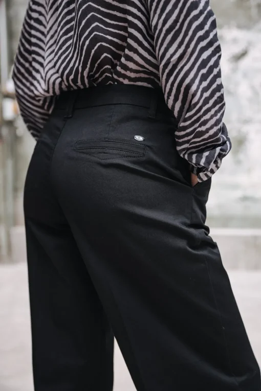 Large | City*Freeman T. Porter Nickie Felicita black