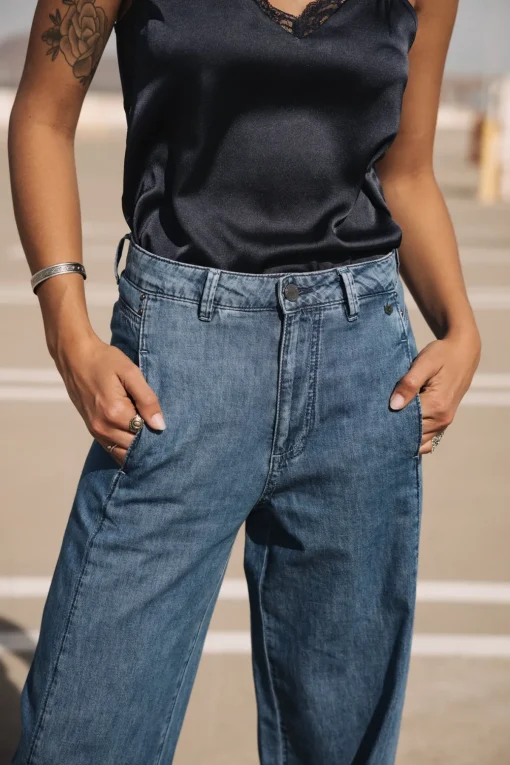 High Waist | Cropped*Freeman T. Porter Rosalia manzanamed