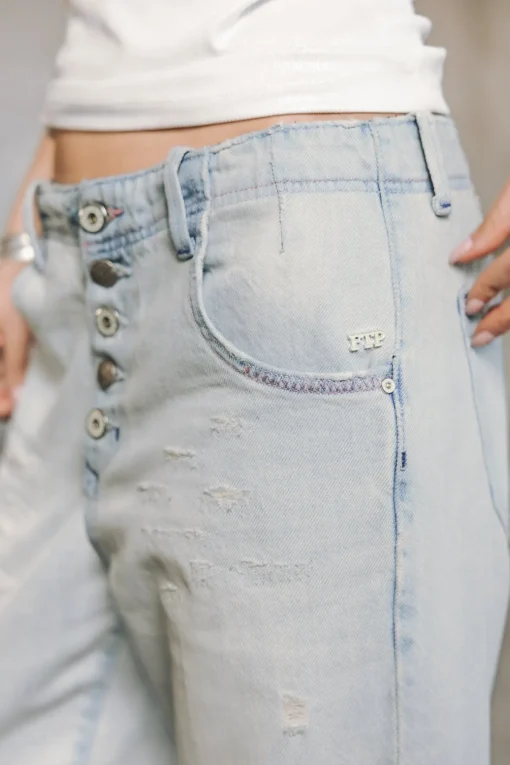 Boyfriend | High Waist*Freeman T. Porter Sloane scoop