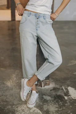 Boyfriend | High Waist*Freeman T. Porter Sloane scoop