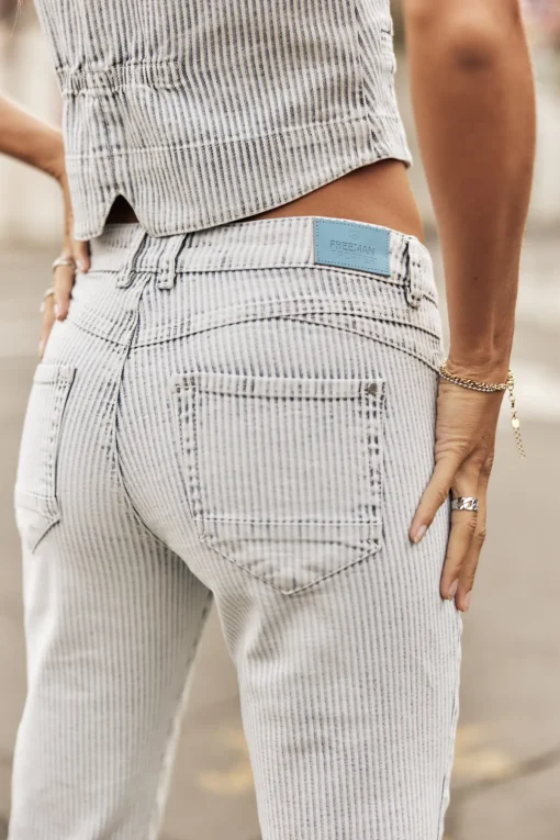 Cropped | Slim*Freeman T. Porter Sophy bossanova