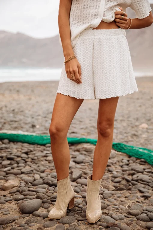 Shorts*Freeman T. Porter Sorayina Crochet ecru
