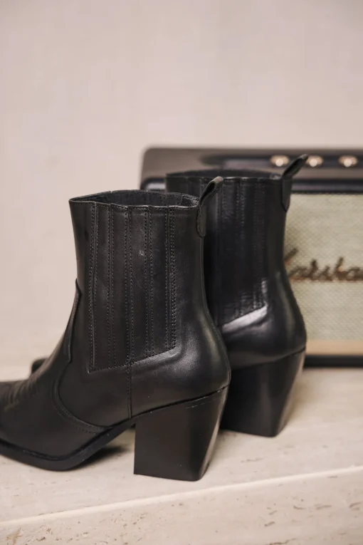 Shoes*Freeman T. Porter Teresa Crust black