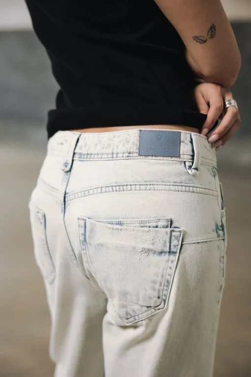Boyfriend | Cropped*Freeman T. Porter Timea benett