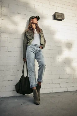 Boyfriend | Cropped*Freeman T. Porter Timea Denim bragalightblue
