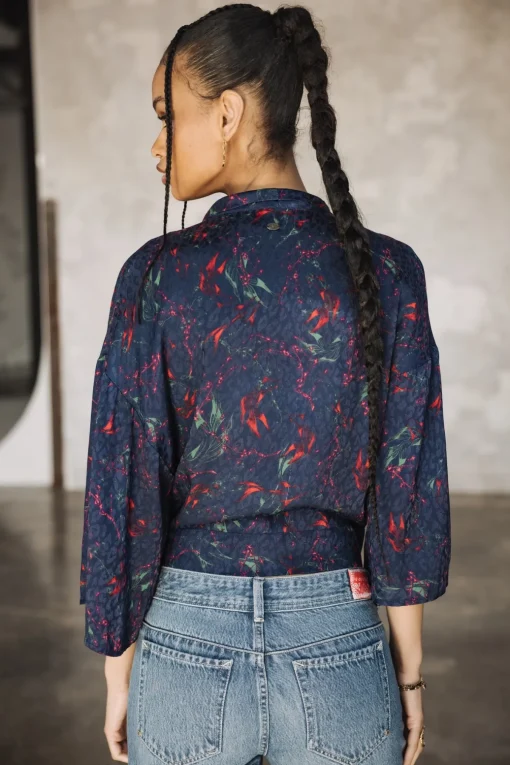Tops & Shirts*Freeman T. Porter Triane Carpe Koi navy